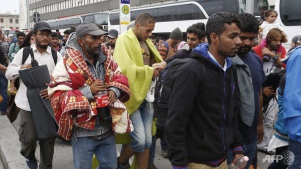 Tensione tra la Grecia e l’Austria sui migranti