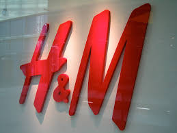 H&M chiude 4 negozi